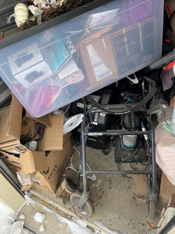 Storage Unit Auction in Sioux Falls, SD at New Prairie Storage W